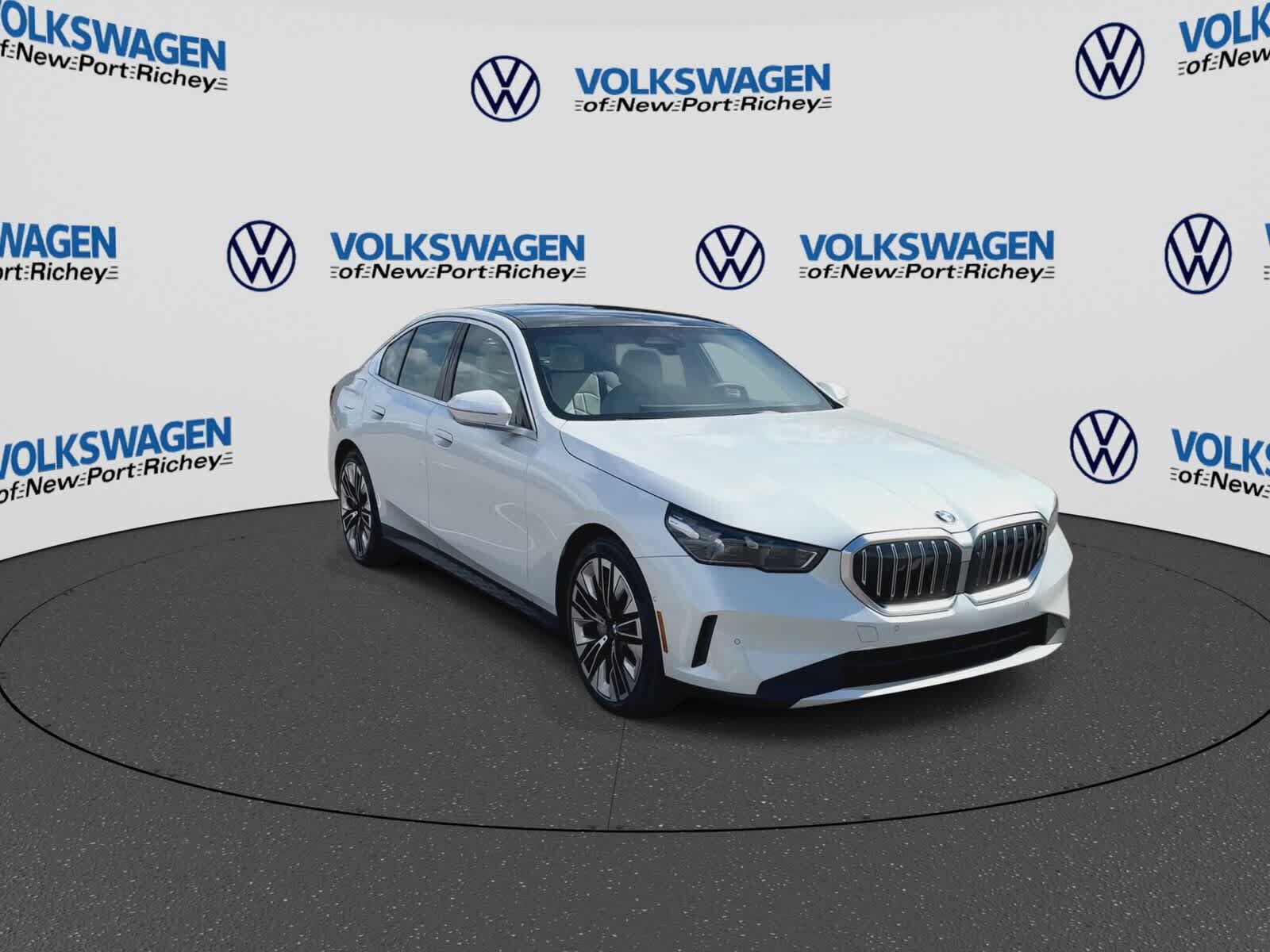 2026 BMW 540i