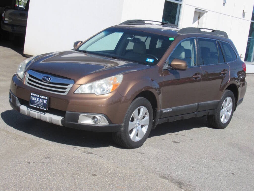 2012 SUBARU Outback