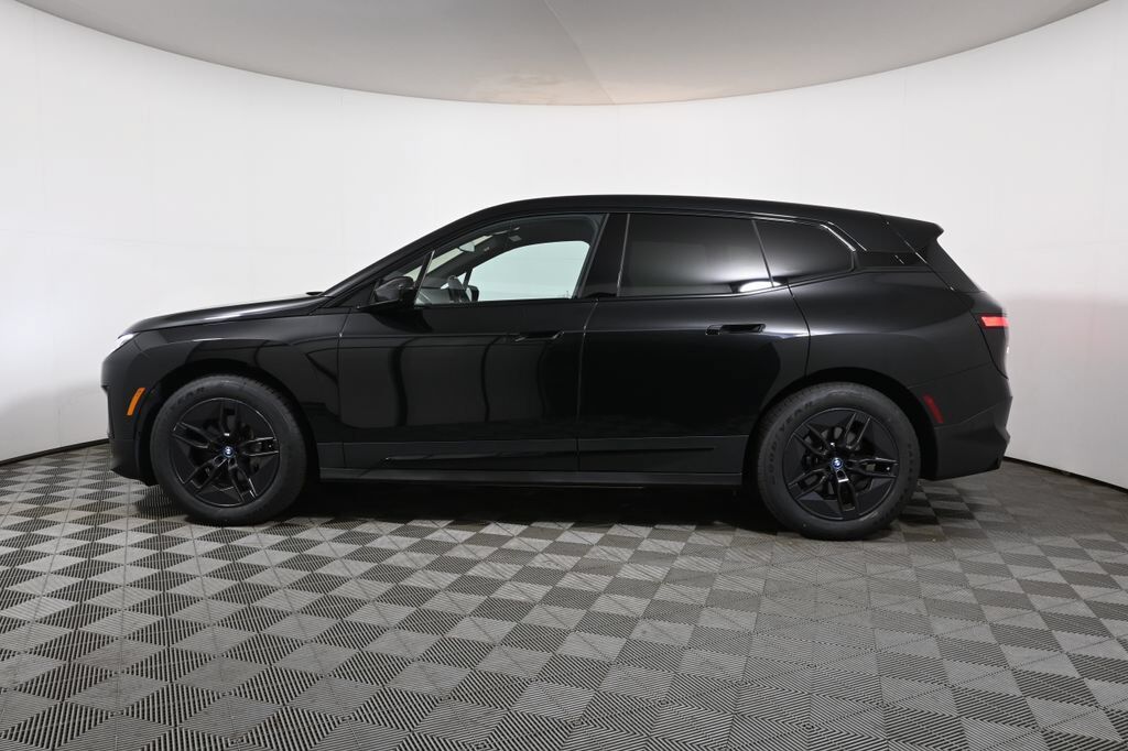 2024 BMW iX