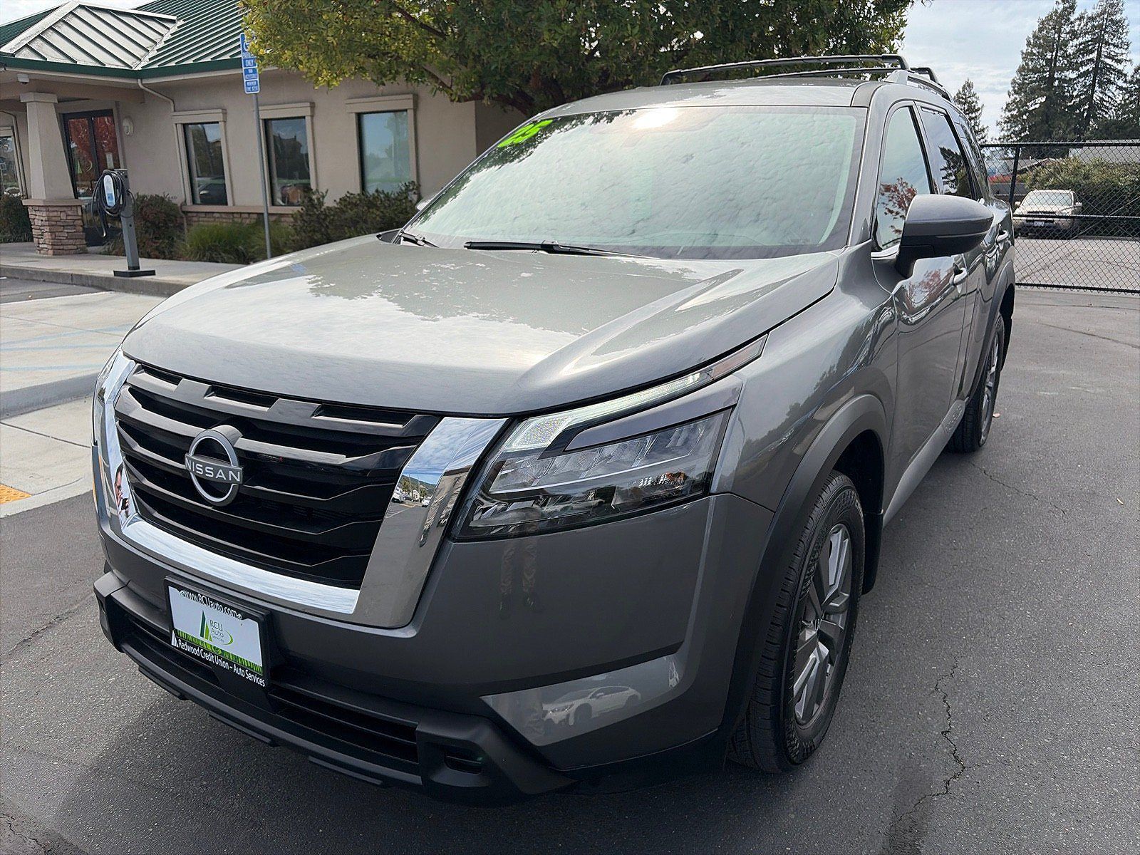 2025 NISSAN Pathfinder