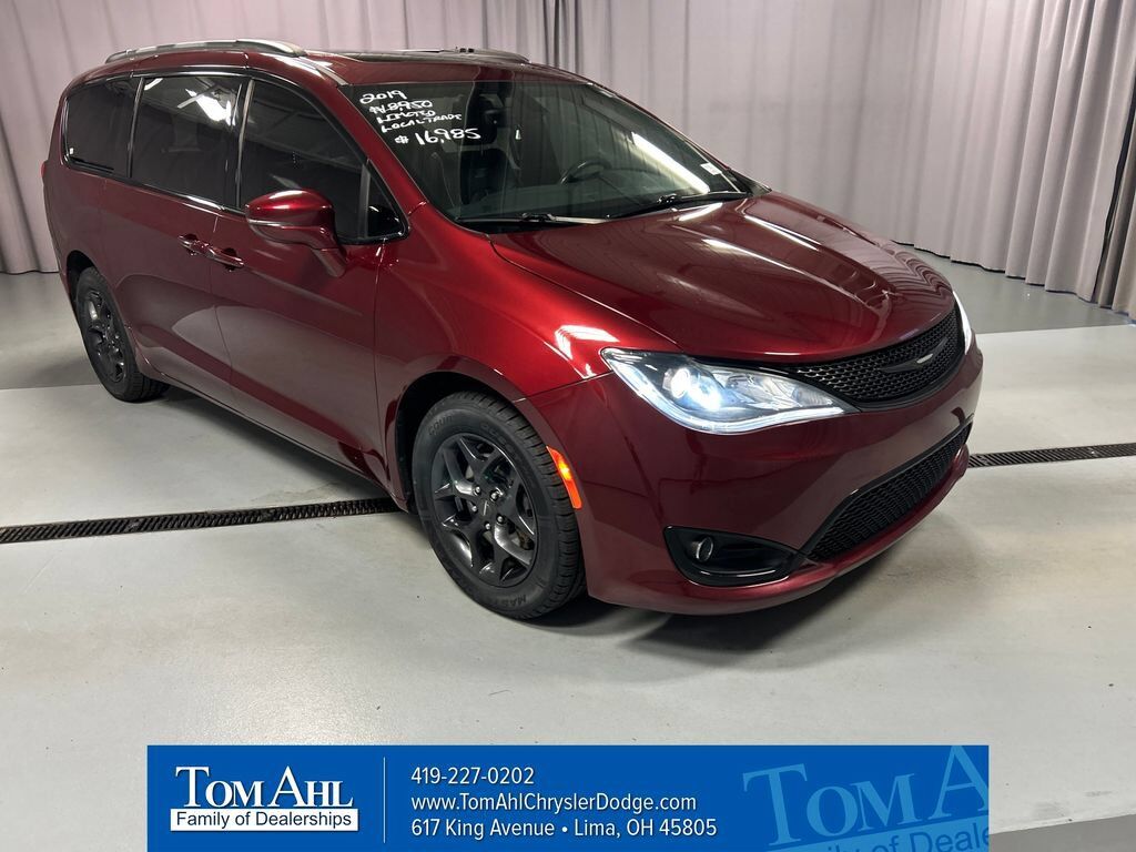 2019 CHRYSLER Pacifica