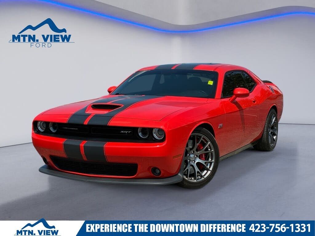 2016 DODGE Challenger