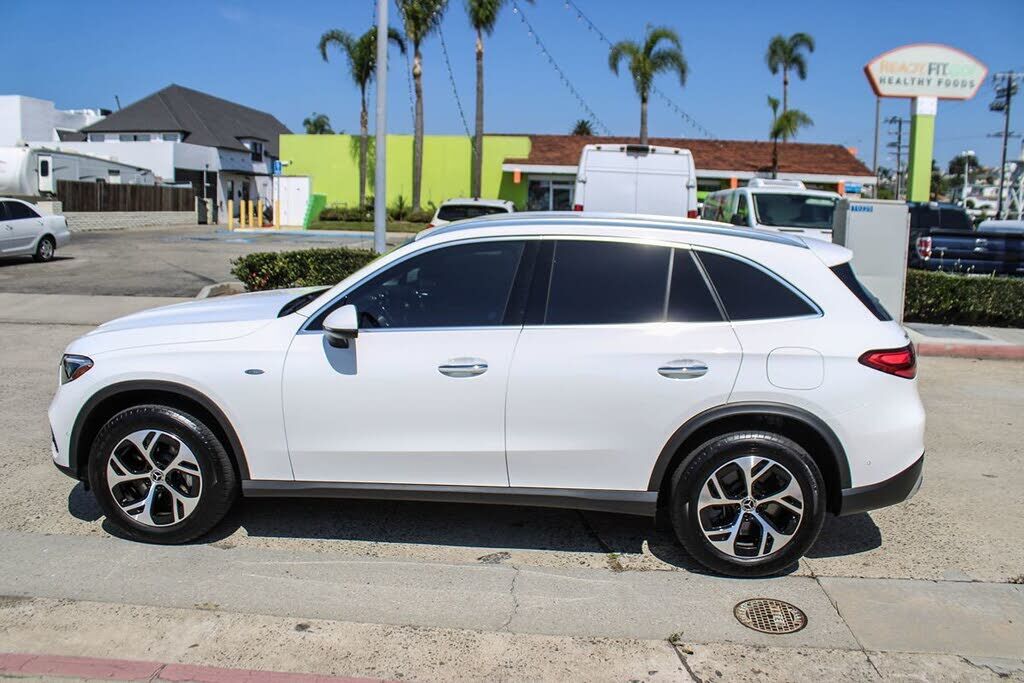 2025 Mercedes-Benz GLC-Class