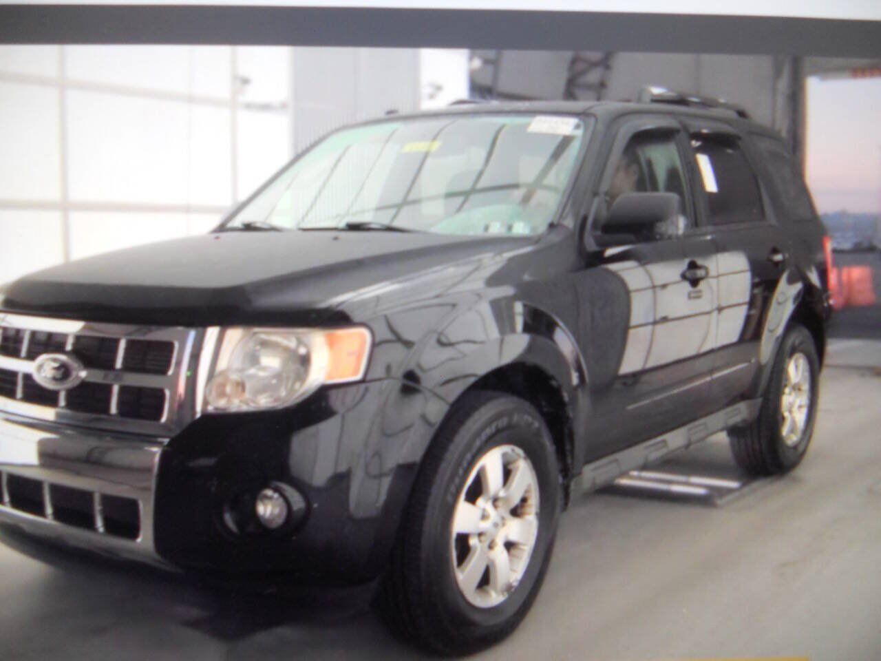 2010 FORD Escape