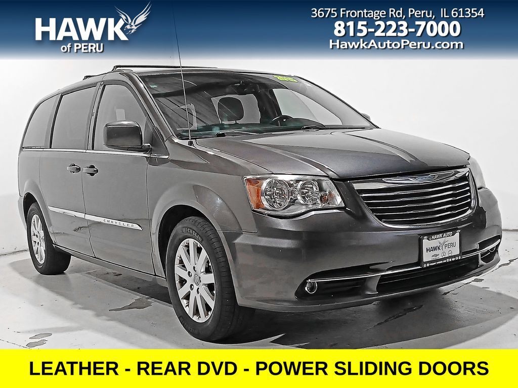 2015 CHRYSLER Town and Country