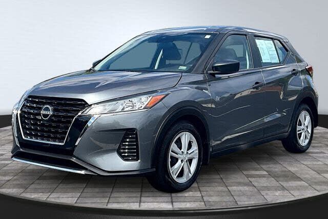 2024 NISSAN Kicks