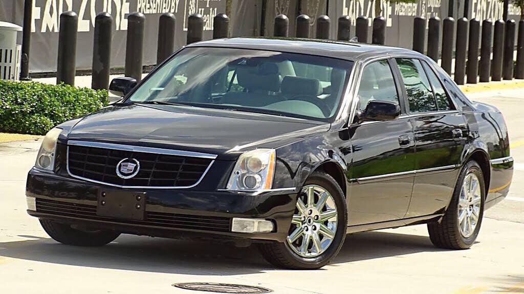 2011 CADILLAC DTS