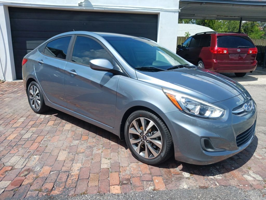 2017 HYUNDAI Accent