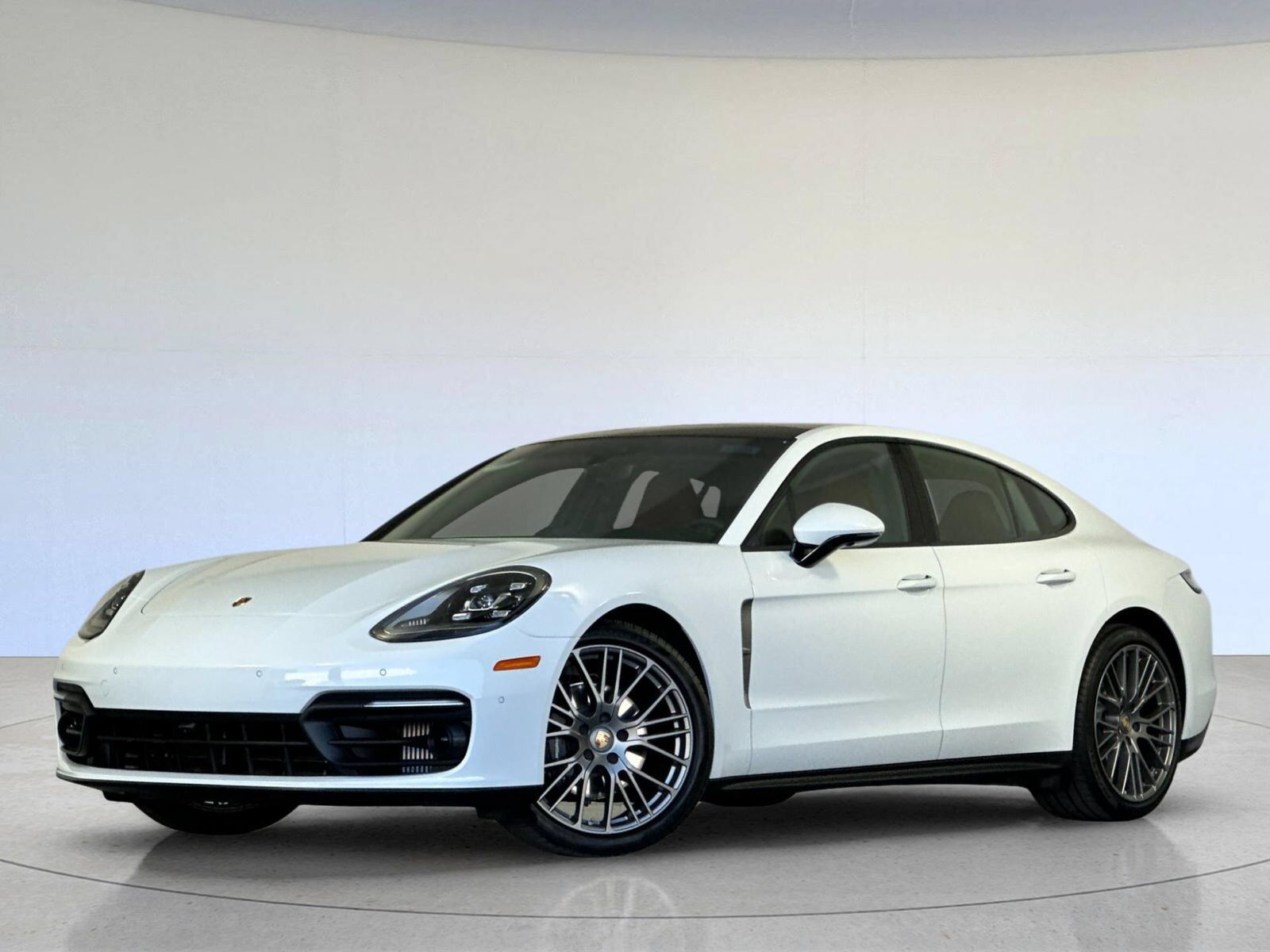 2023 PORSCHE Panamera