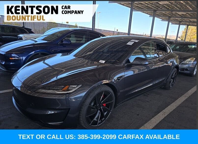 2025 TESLA Model 3