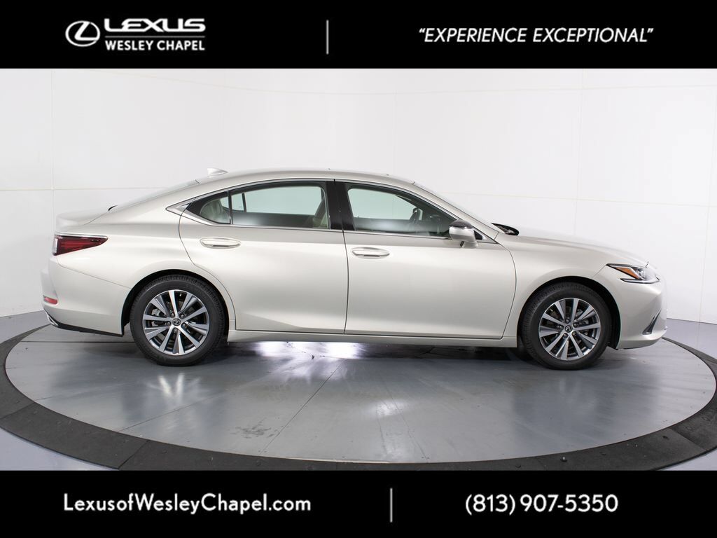 2020 Lexus ES