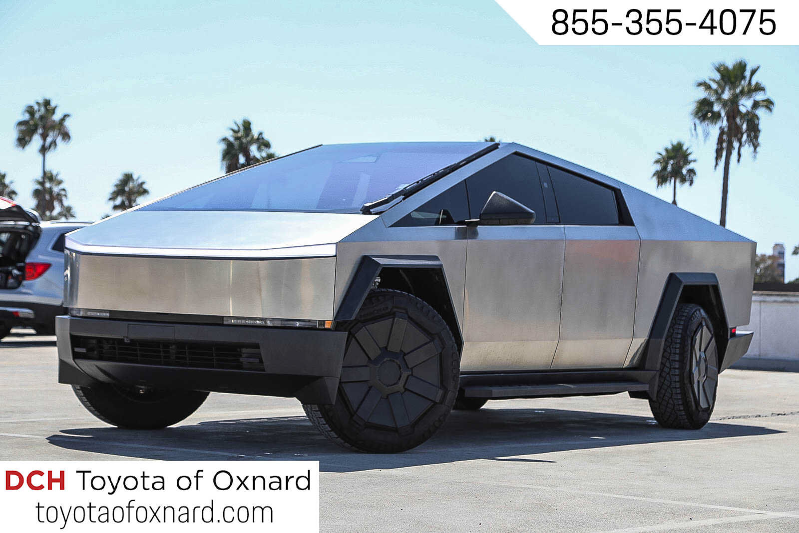 2025 TESLA Cybertruck