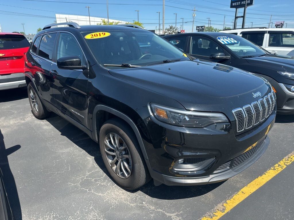 2019 JEEP Cherokee