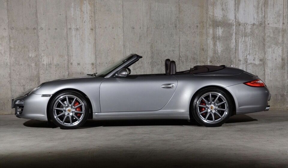 2011 PORSCHE 911
