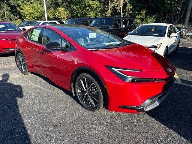 2027 TOYOTA PRIUS