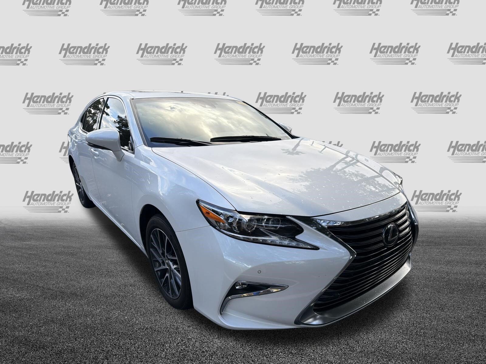 2017 Lexus ES