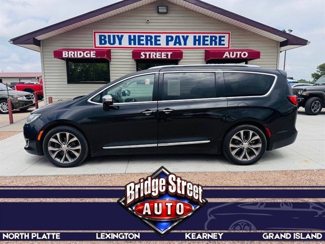 2017 CHRYSLER Pacifica