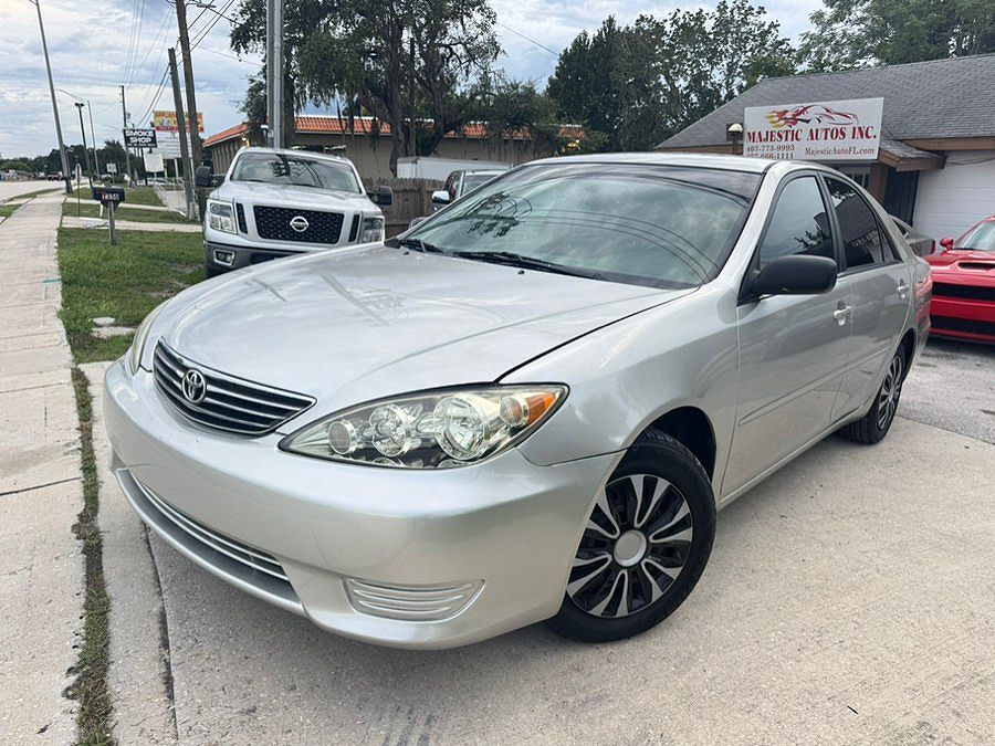 2005 TOYOTA Camry