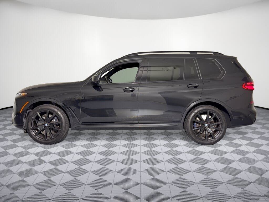2024 BMW X7