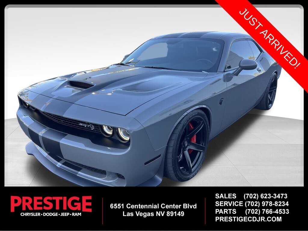 2017 DODGE Challenger