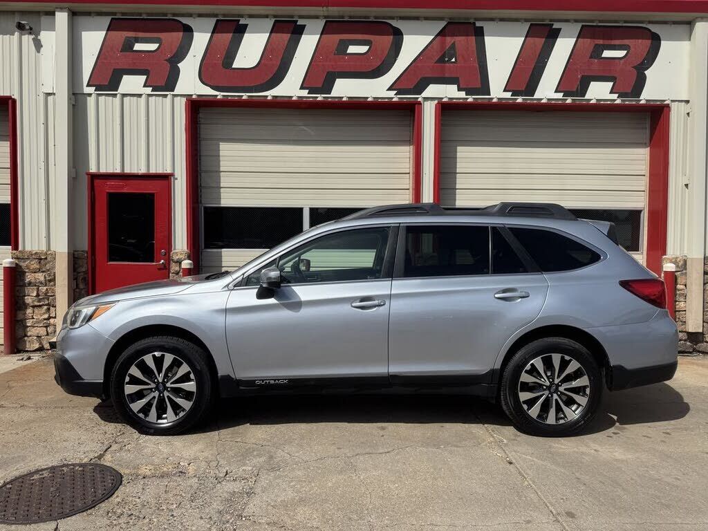 2015 SUBARU Outback