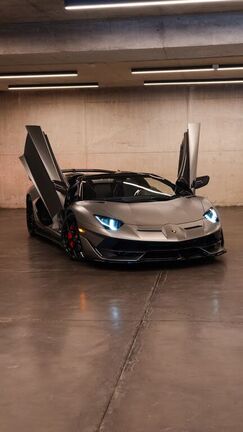 2020 LAMBORGHINI Aventador
