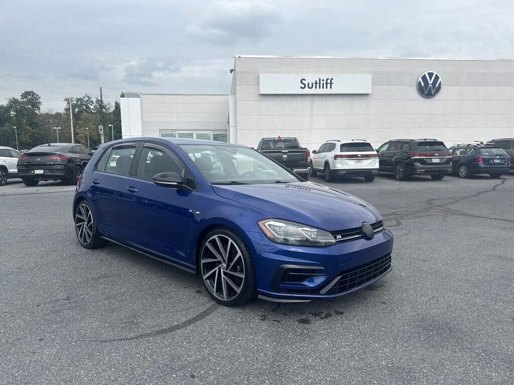 2018 VOLKSWAGEN Golf R