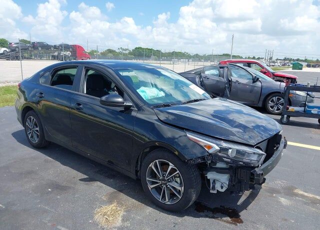 2024 KIA Forte