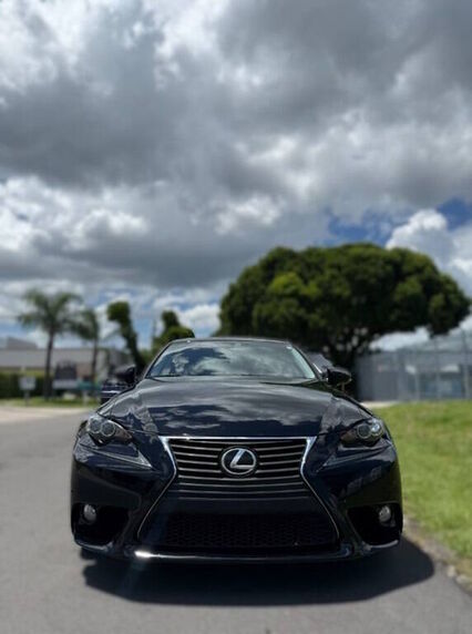 2014 Lexus IS