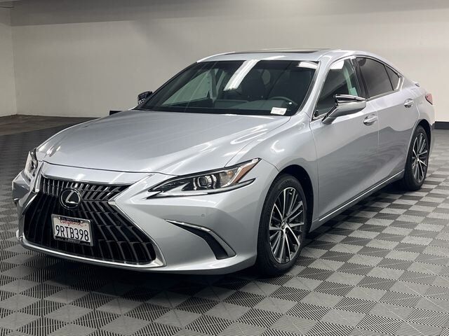 2025 Lexus ES