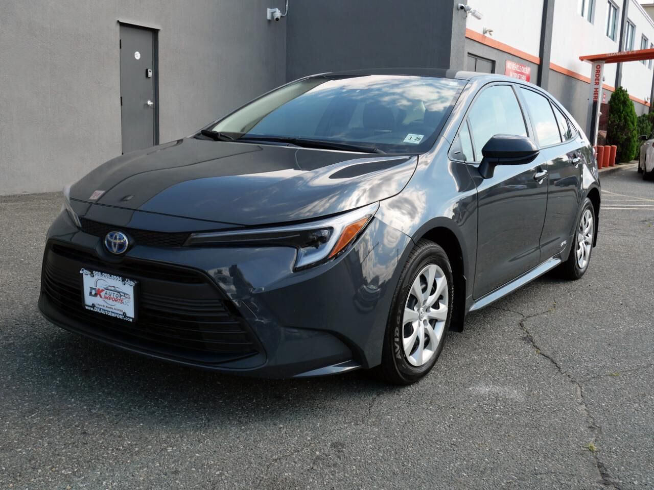 2024 TOYOTA Corolla