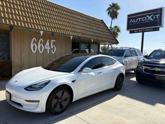 2020 TESLA Model 3