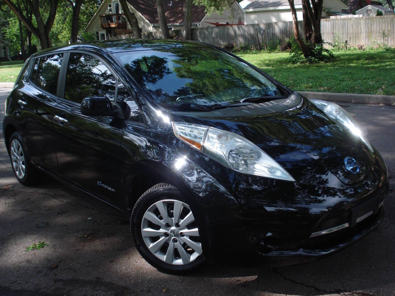 2016 NISSAN Leaf