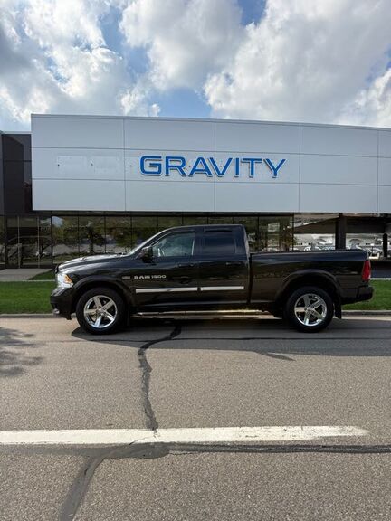 2011 DODGE Ram