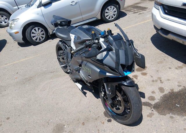 2024 YAMAHA R7