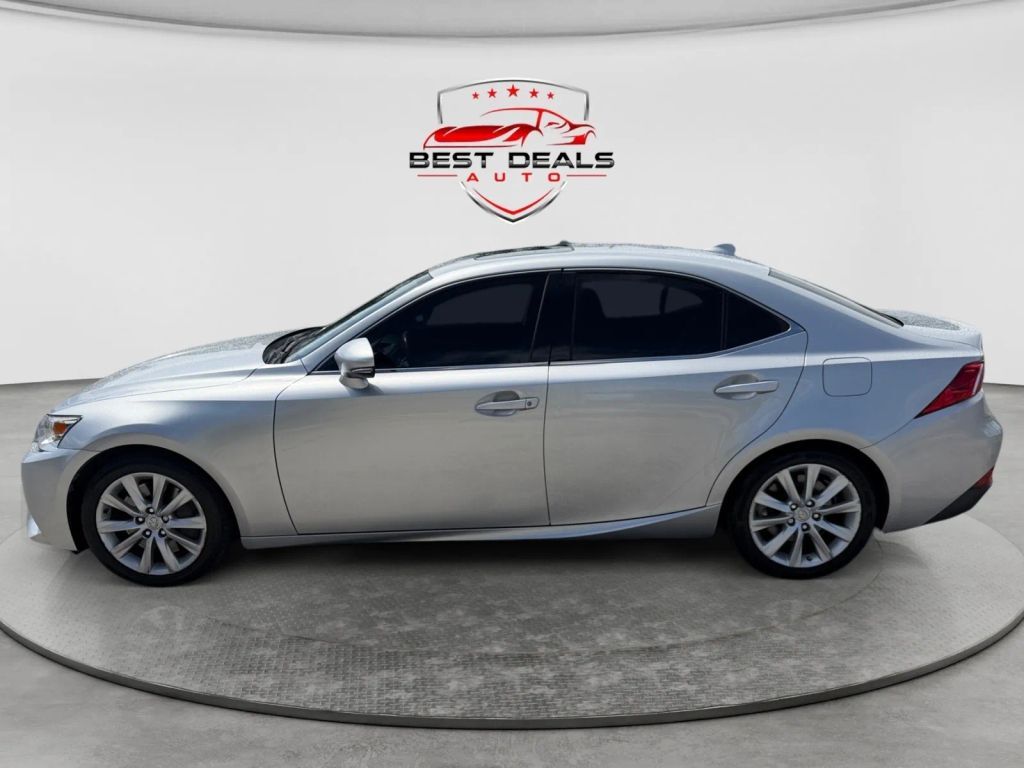 2016 Lexus IS