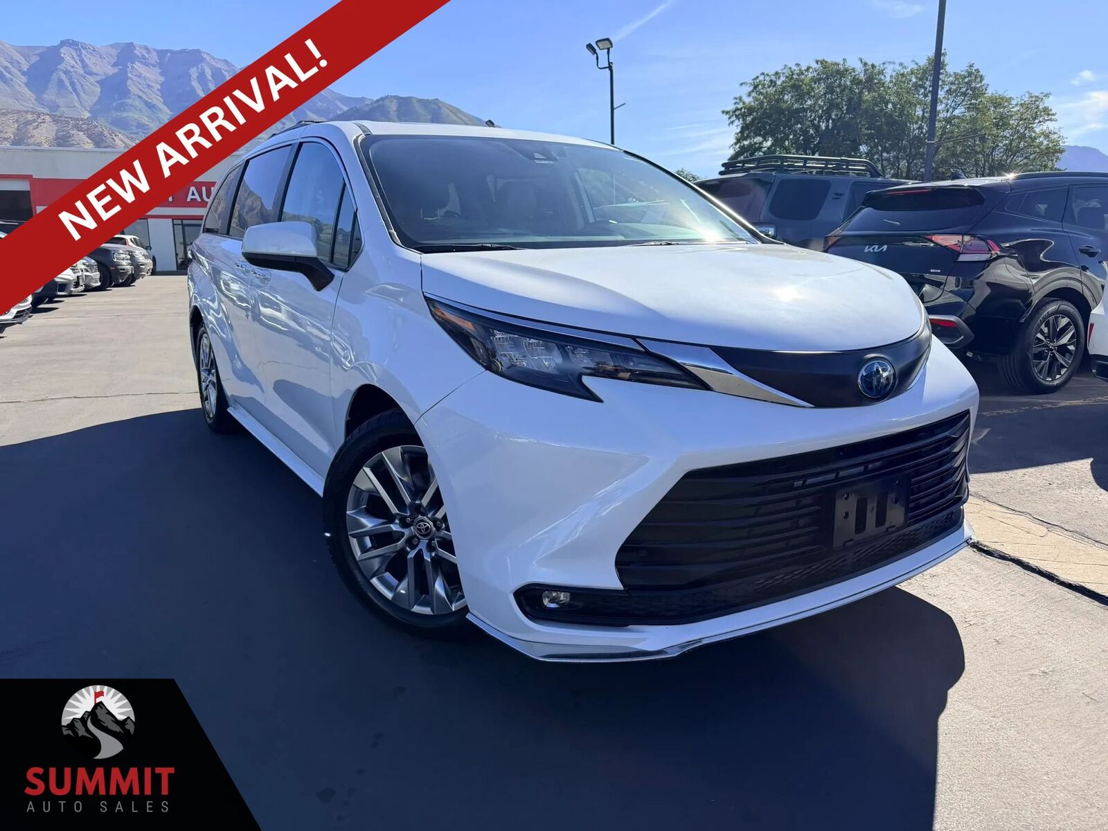 2024 TOYOTA Sienna