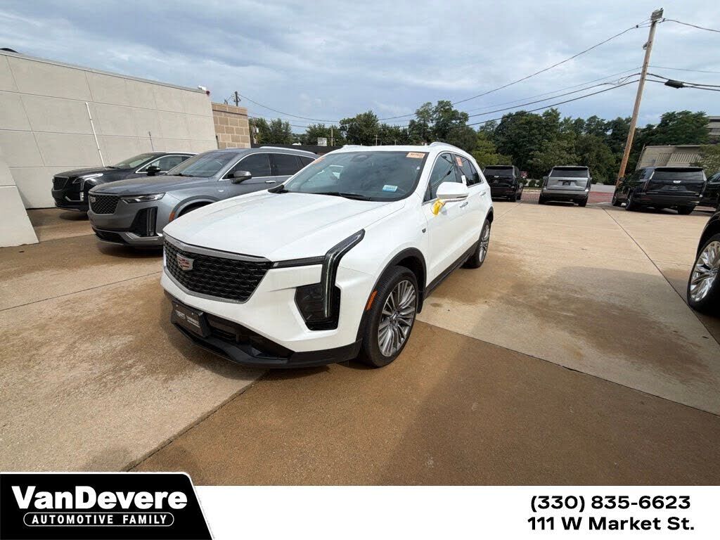 2024 CADILLAC XT4