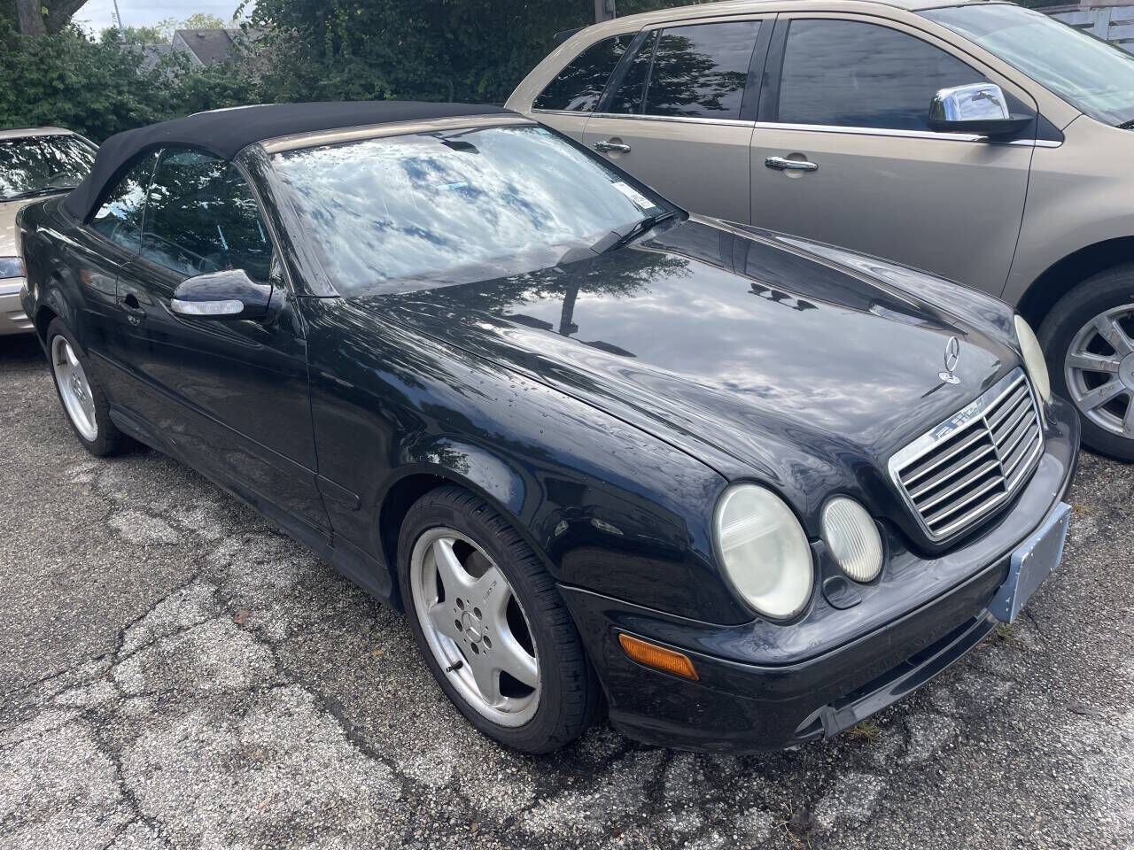 2001 MERCEDES-BENZ CLK-Class