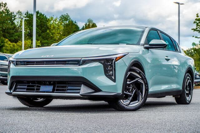 2025 KIA K4