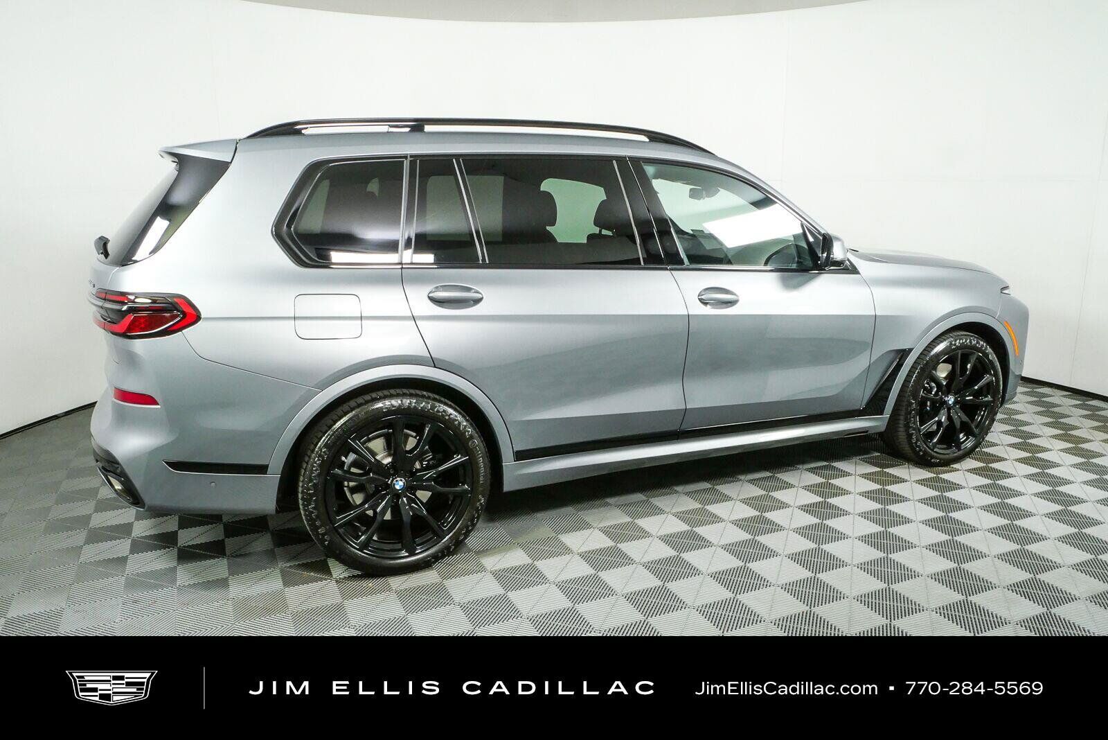 2024 BMW X7