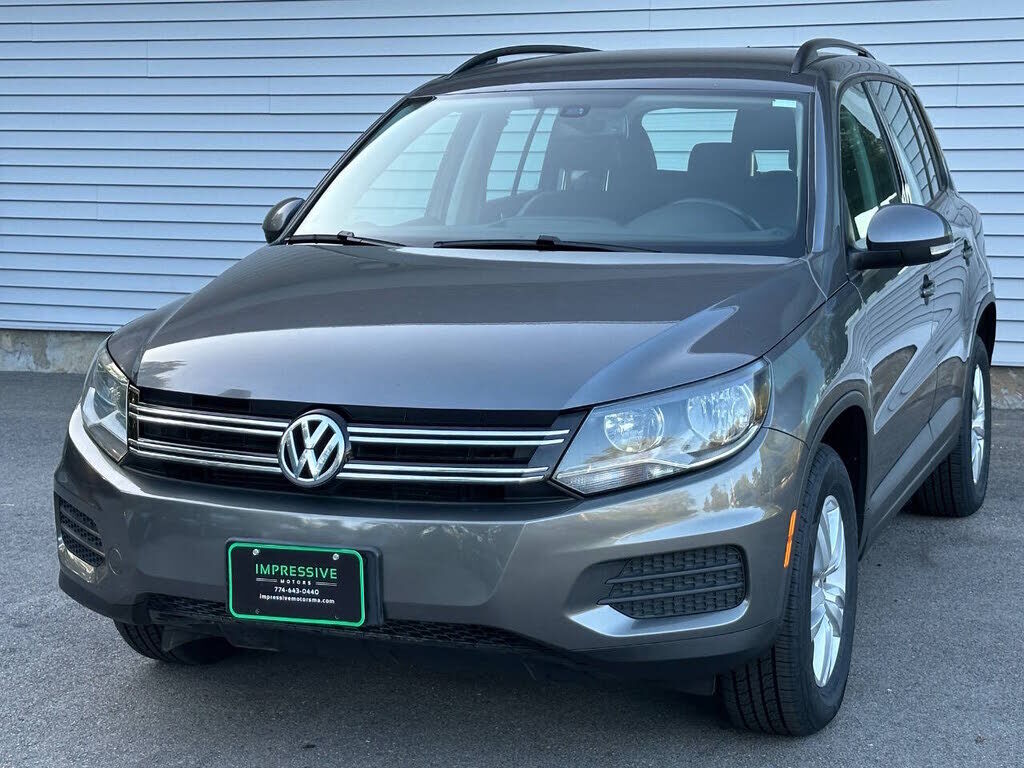 2016 VOLKSWAGEN Tiguan
