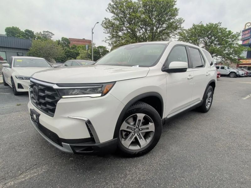 2023 HONDA Pilot