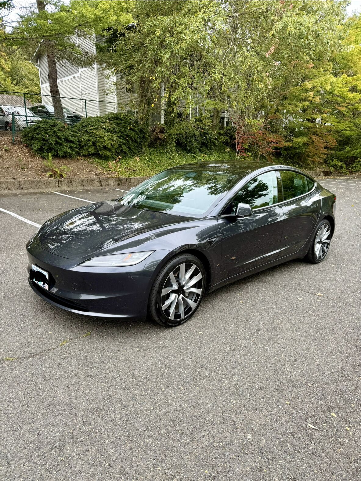 2024 TESLA Model 3