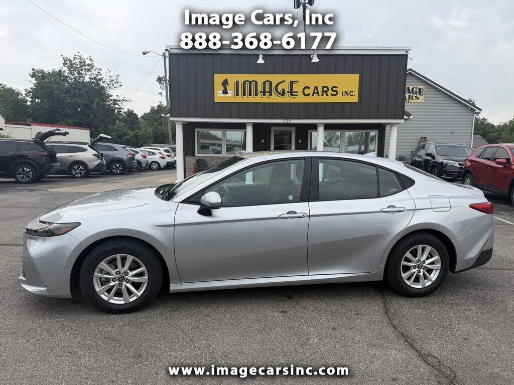 2025 TOYOTA Camry
