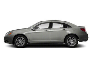 2013 CHRYSLER 200