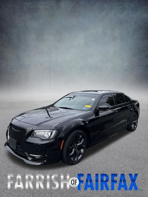 2023 CHRYSLER 300