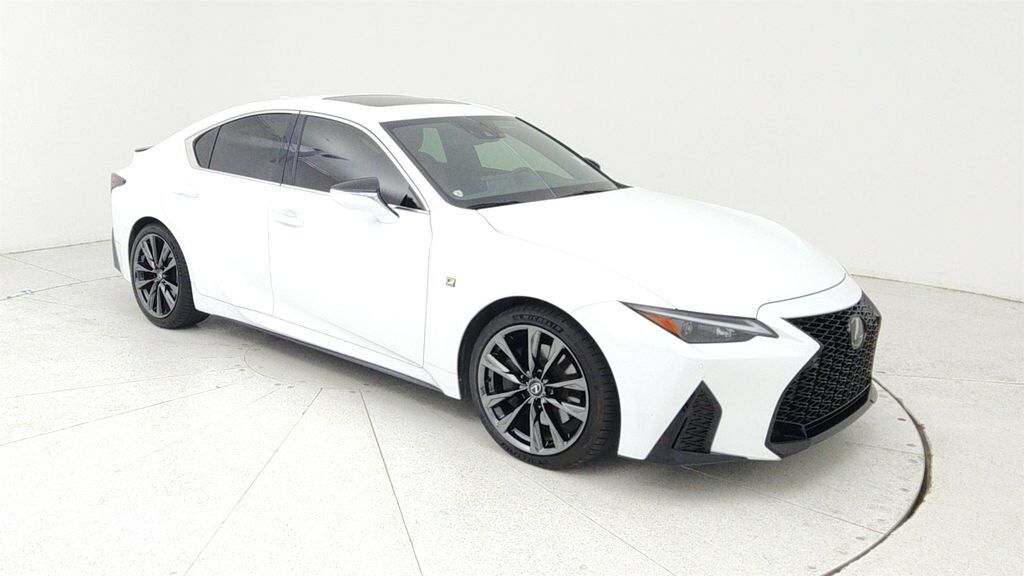 2023 LEXUS IS