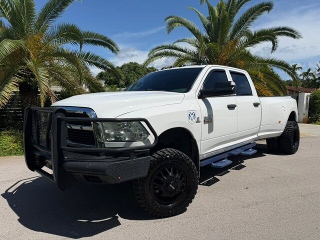 2012 DODGE Ram