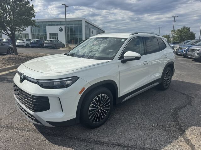 2026 VOLKSWAGEN Tiguan